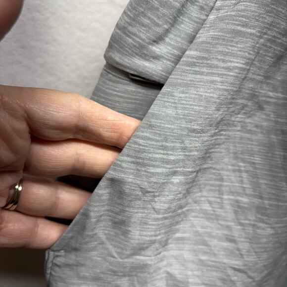 Lululemon Men's Gray Unlined Shorts - Size Large - Picture 2 of 7